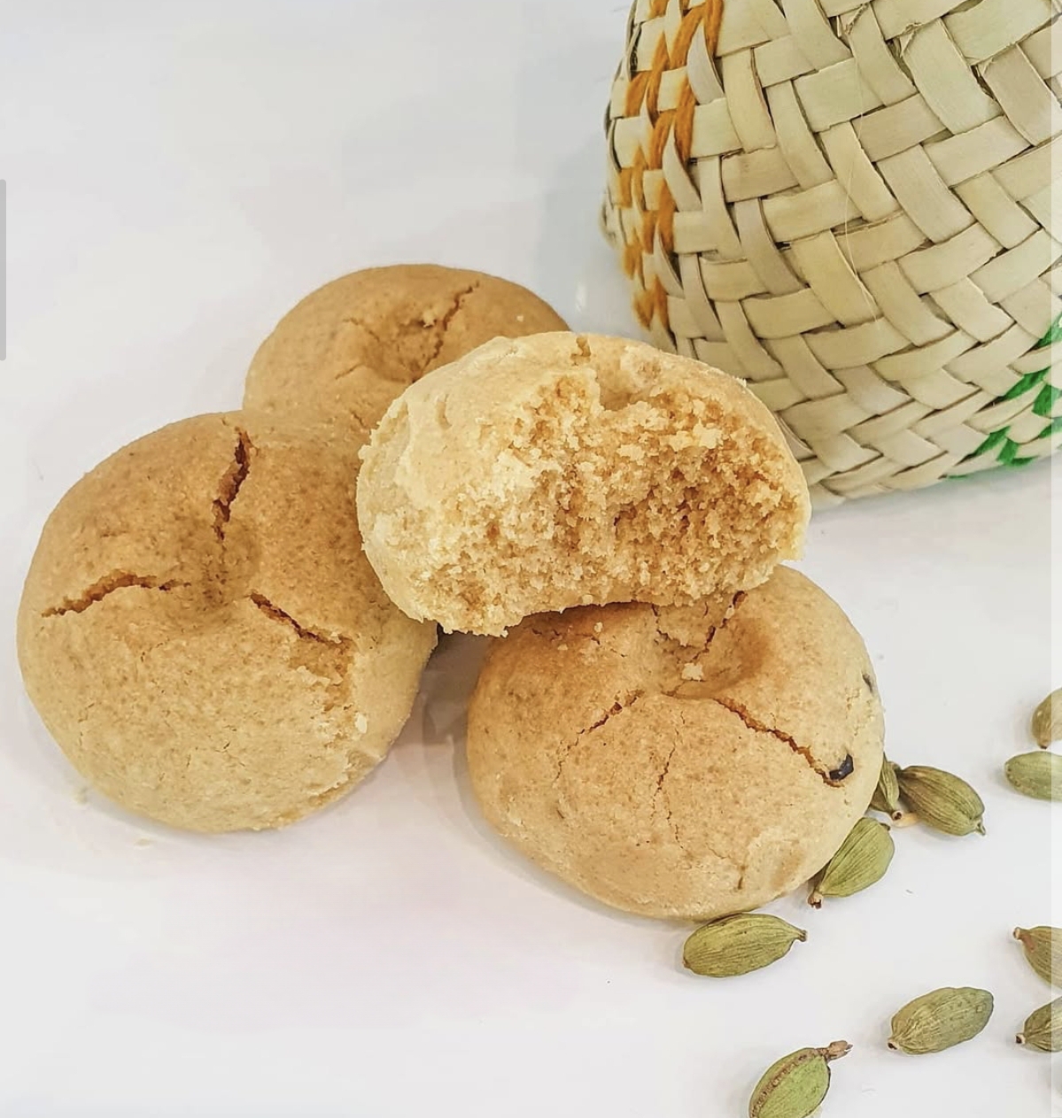 شیرینی شکلمه(شکرلمه) 300 گرم